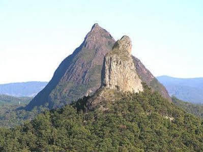 Beerwah Glasshouse Motel 3*