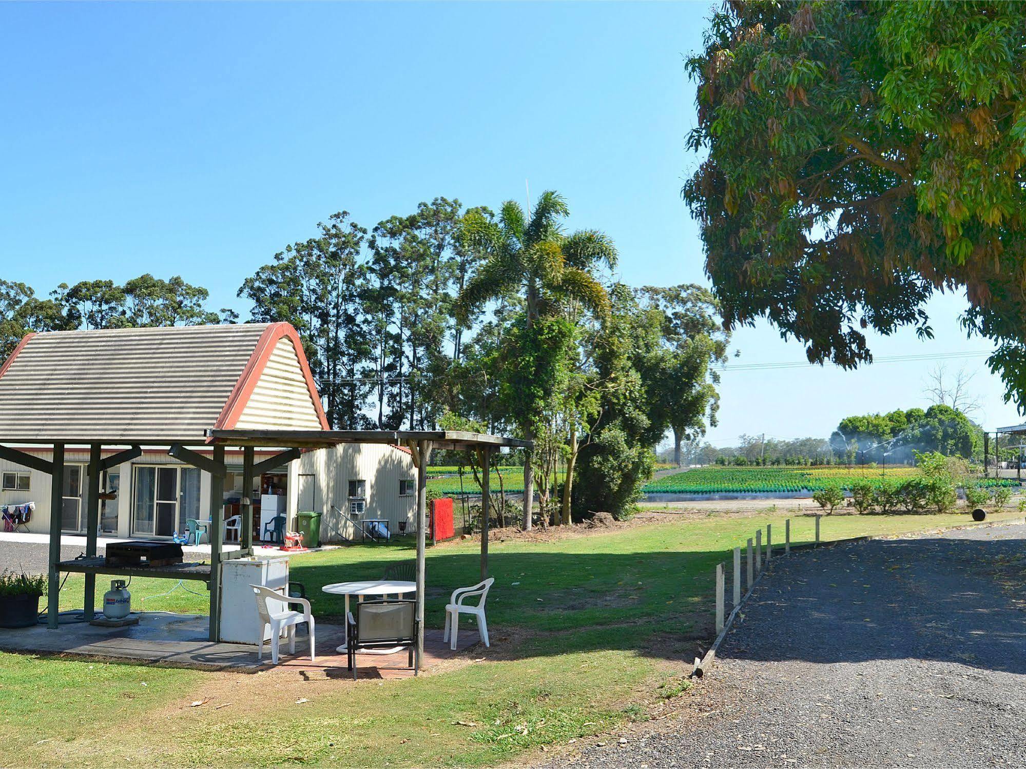 Beerwah Glasshouse Motel